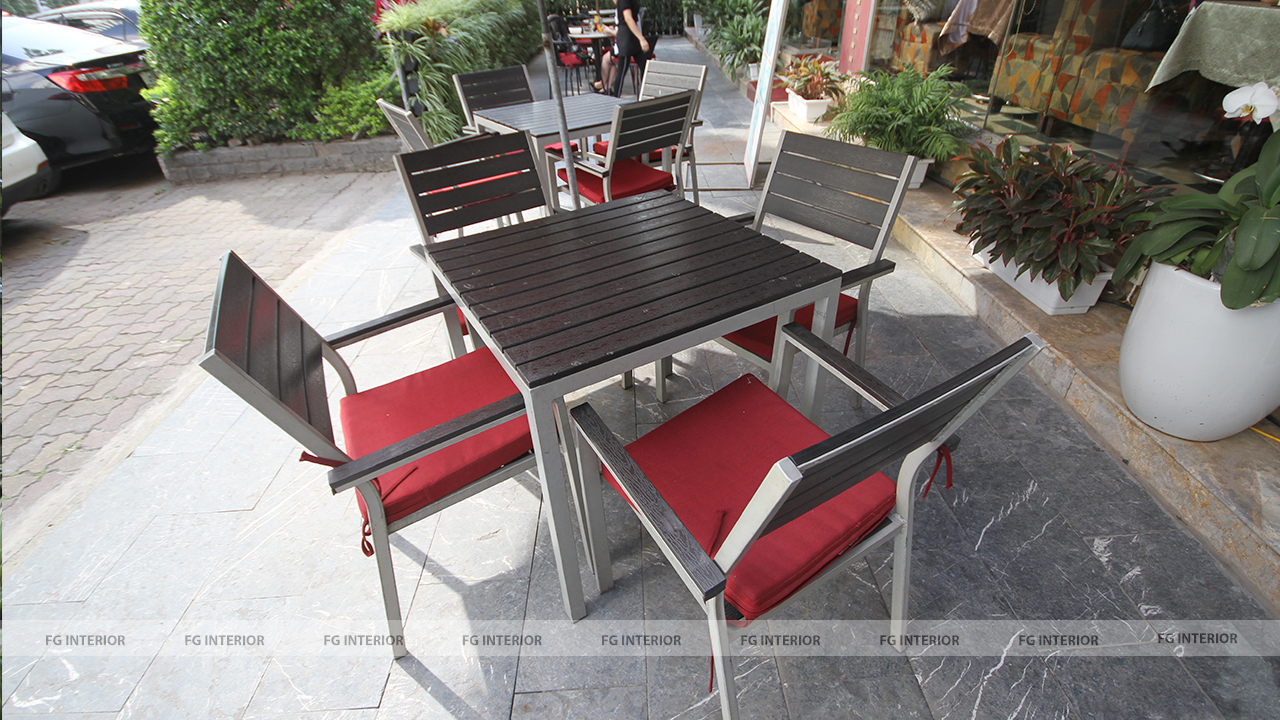 thi-cong-noi-that-ban-ghe-cafe